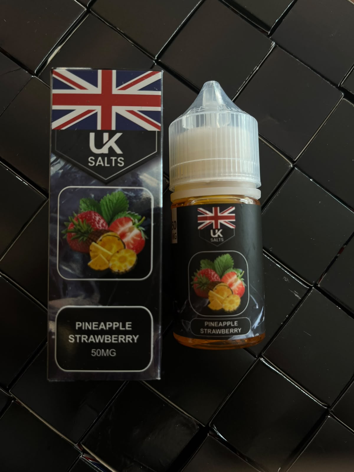 Uk Salt Pineapple Starwberry 30ml